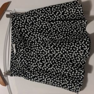 Zara flowy hearts shorts